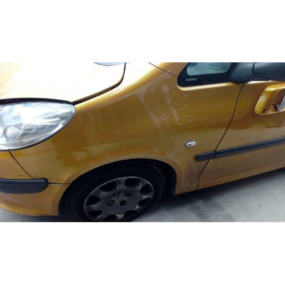 peugeot 1007 del año 2006