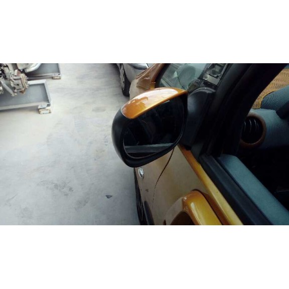 peugeot 1007 del año 2006