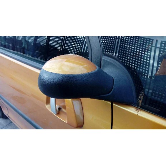 peugeot 1007 del año 2006