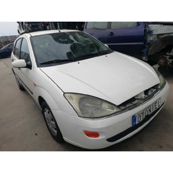 ford focus berlina (cak) del año 2001