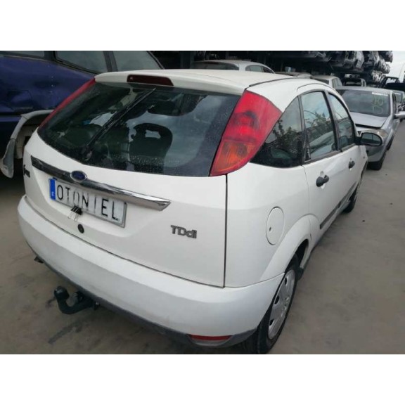 ford focus berlina (cak) del año 2001