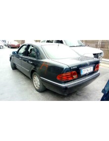 mercedes-benz clase e (w210) berlina diesel del año 1996 2