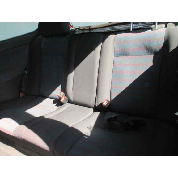 volkswagen polo berlina (6n1) del año 1996