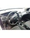 ford focus berlina (cak) del año 2001