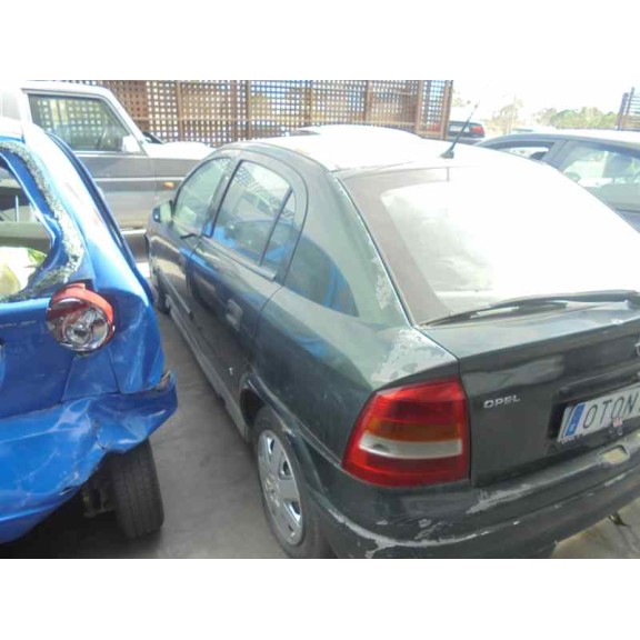 opel astra g berlina del año 1998