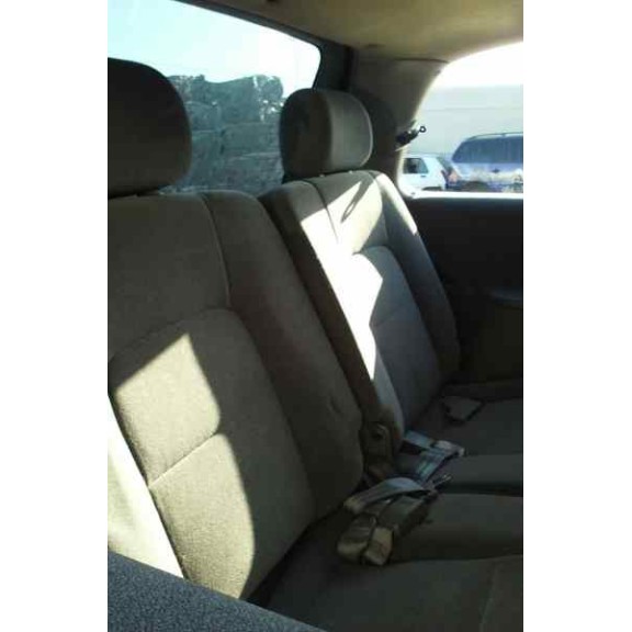 kia carnival ii del año 2002