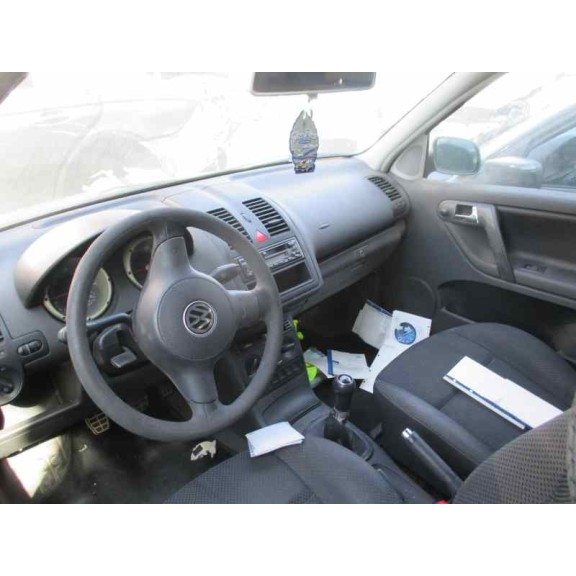 volkswagen polo berlina (6n2) del año 2001