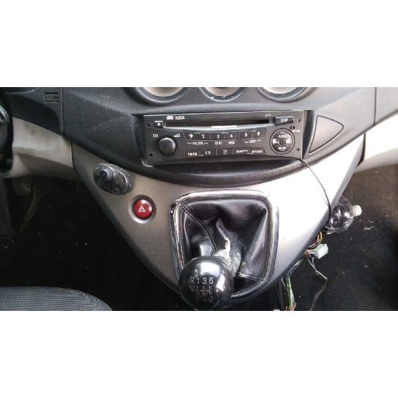 mitsubishi grandis (na0w) del año 2006