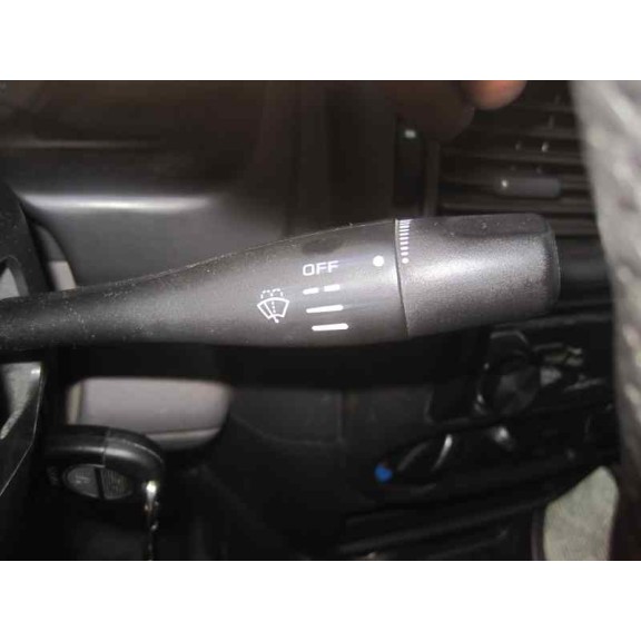 nissan almera (n16/e) del año 2001