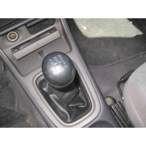 nissan almera (n16/e) del año 2001