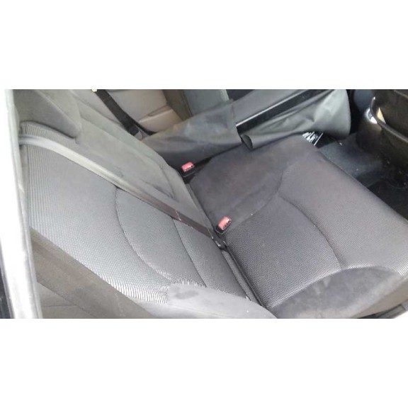 mitsubishi grandis (na0w) del año 2006