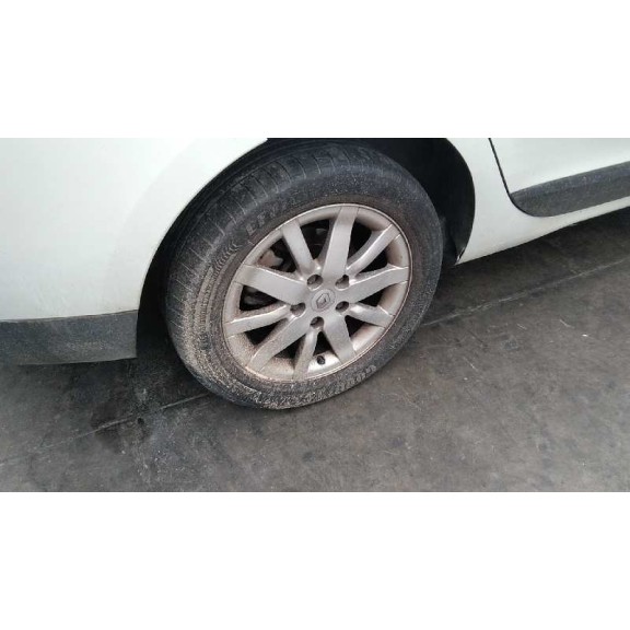 renault megane iii sport tourer del año 2010