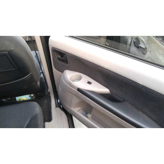 mitsubishi grandis (na0w) del año 2006