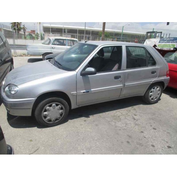citroën saxo del año 2000