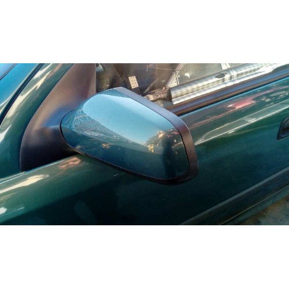 opel astra g berlina del año 2003