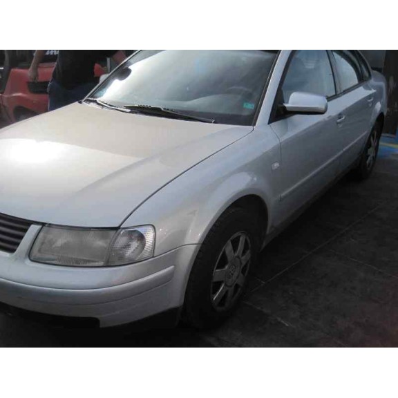 volkswagen passat berlina (3b2) del año 2000