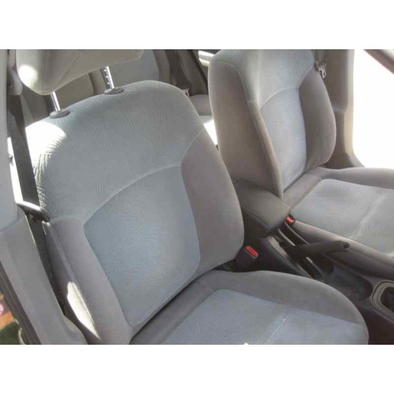 nissan almera (n16/e) del año 2001