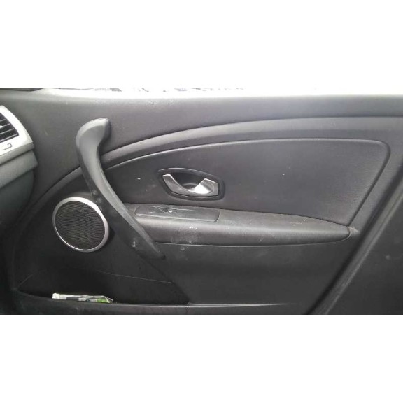 renault megane iii sport tourer del año 2010