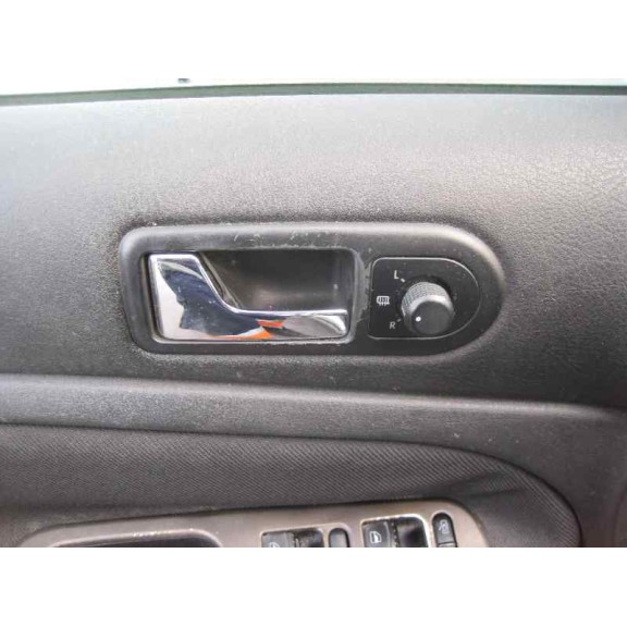 volkswagen passat berlina (3b2) del año 2000