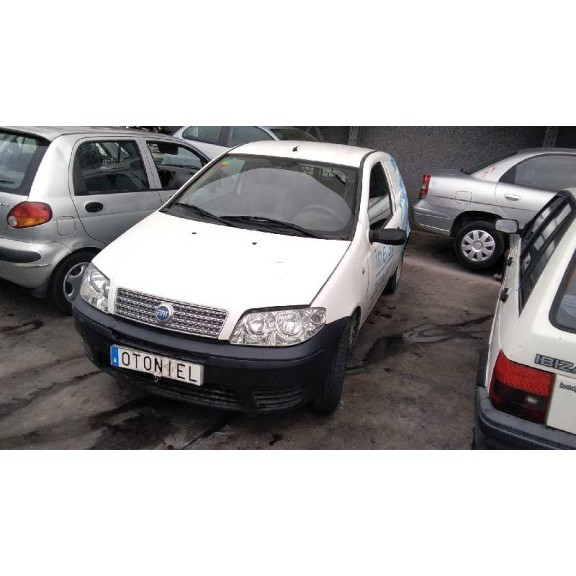 fiat punto berlina (188) del año 2007