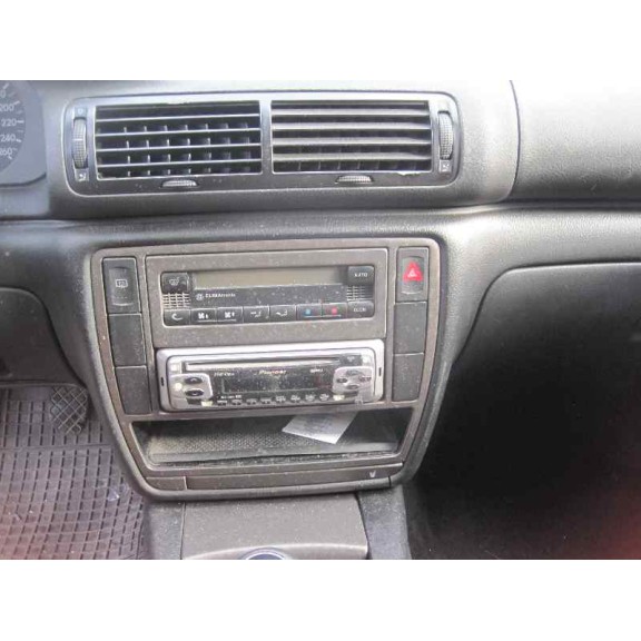 volkswagen passat berlina (3b2) del año 2000