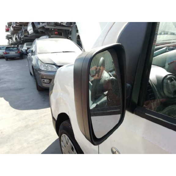 peugeot bipper del año 2012