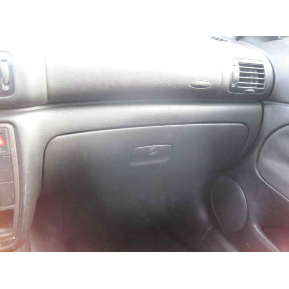 volkswagen passat berlina (3b2) del año 2000