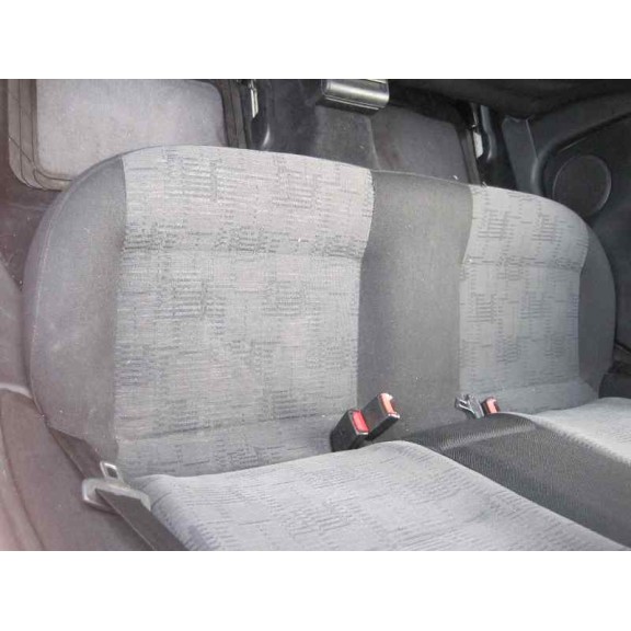 volkswagen passat berlina (3b2) del año 2000