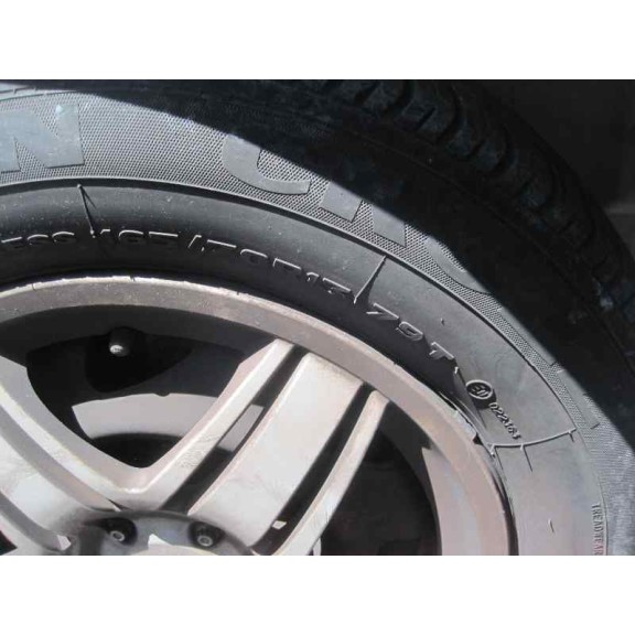 ford fiesta berlina del año 2000