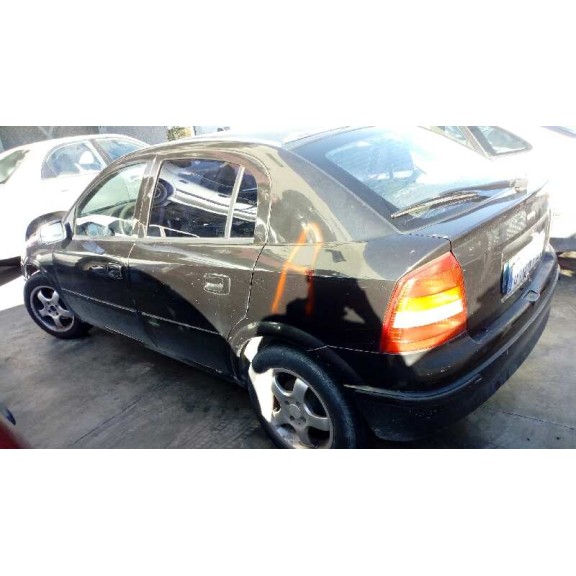 opel astra g berlina del año 2001
