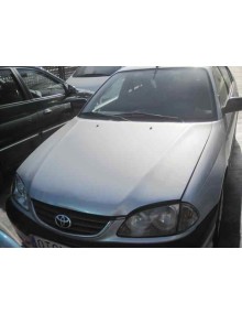 toyota avensis berlina (t 22) del año 2002 2