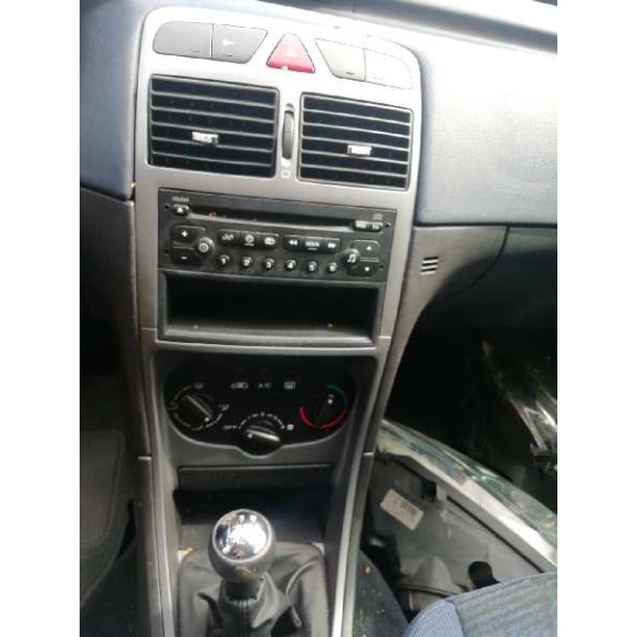 peugeot 307 (s1) del año 2001