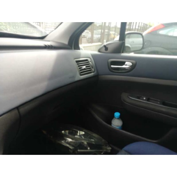 peugeot 307 (s1) del año 2001