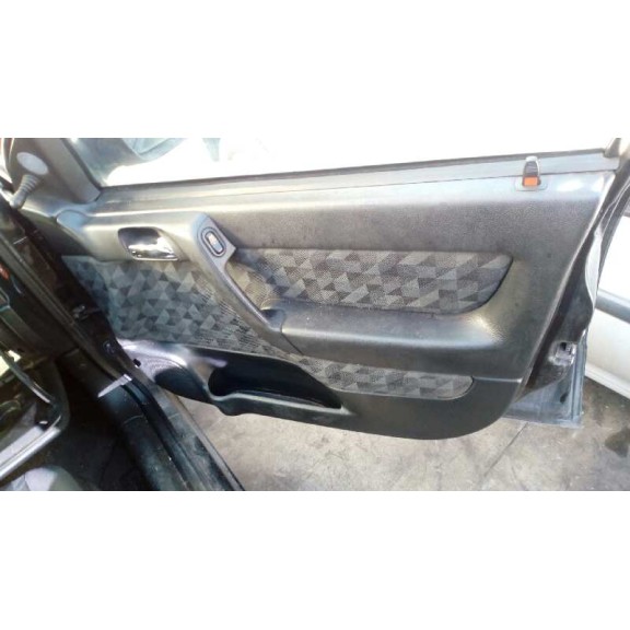 opel astra g berlina del año 2001