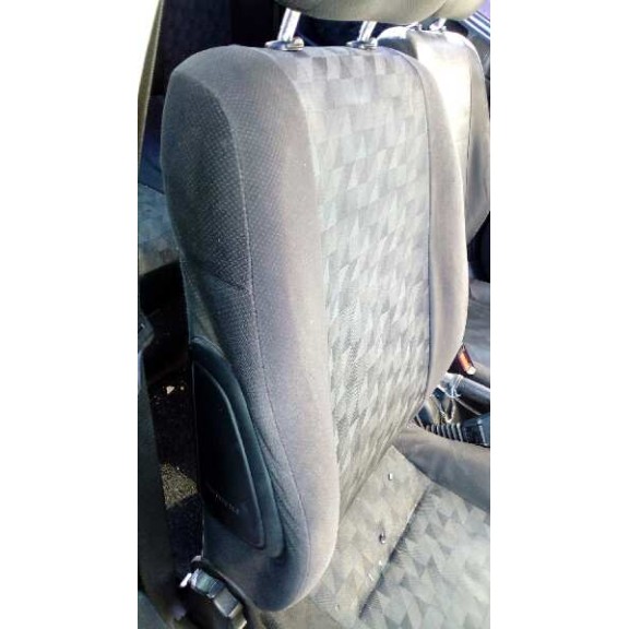 opel astra g berlina del año 2001