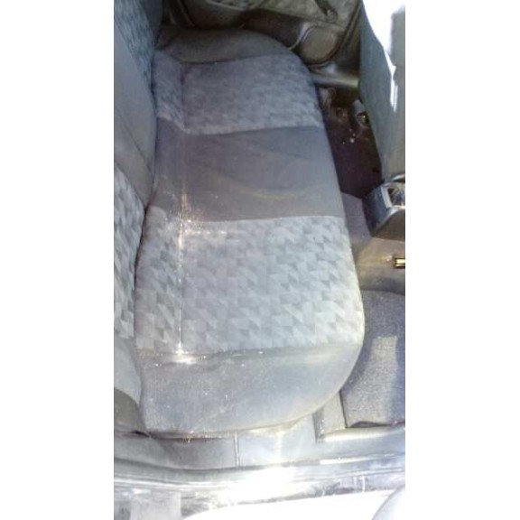 opel astra g berlina del año 2001