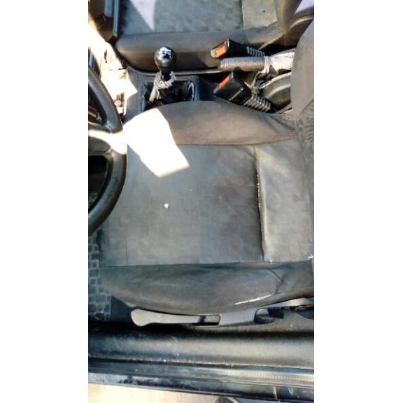 opel astra g berlina del año 2001