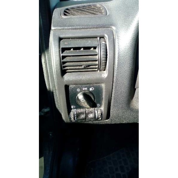 opel astra g berlina del año 2001