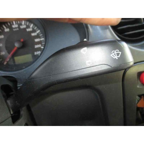 seat ibiza (6l1) del año 2003