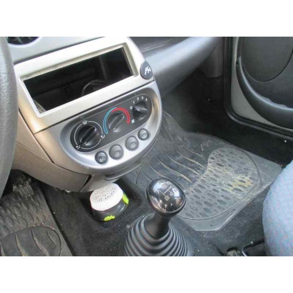 ford ka (ccq) del año 2001