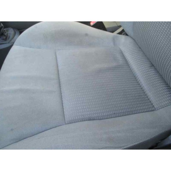 seat ibiza (6l1) del año 2003