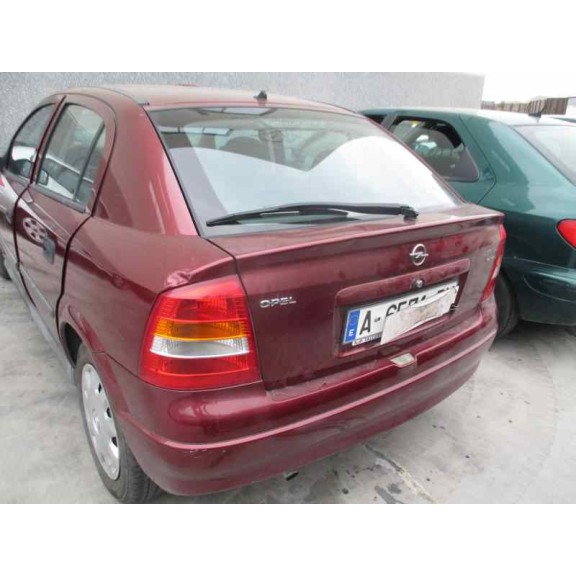 opel astra g berlina del año 1999