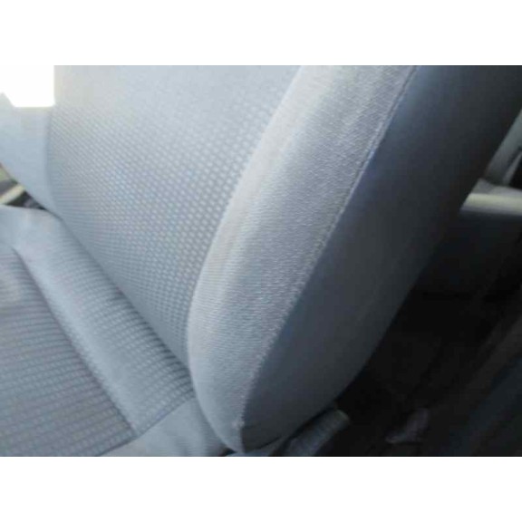 seat ibiza (6l1) del año 2003