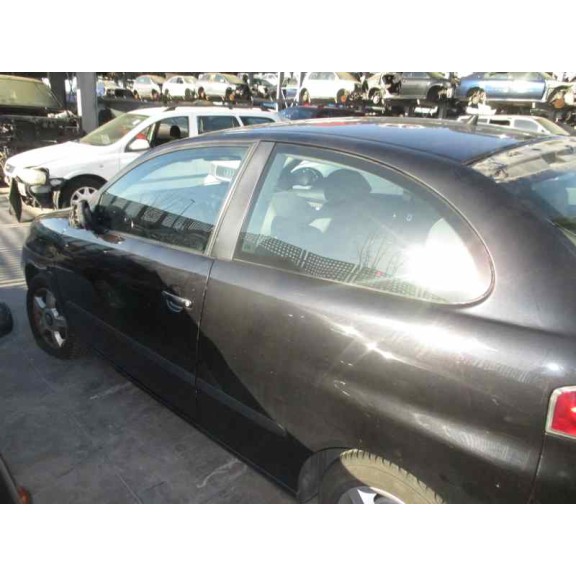 seat ibiza (6l1) del año 2003