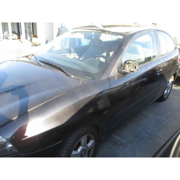 seat ibiza (6l1) del año 2003