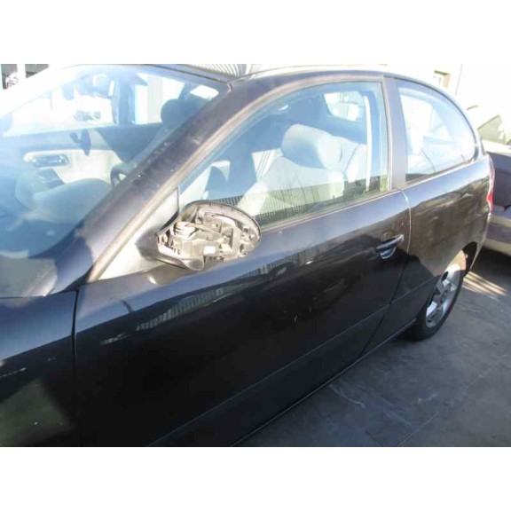 seat ibiza (6l1) del año 2003