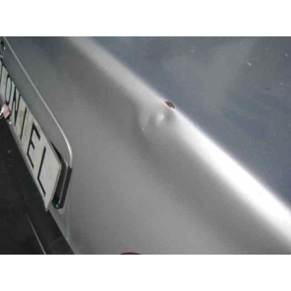 toyota avensis berlina (t 22) del año 2002