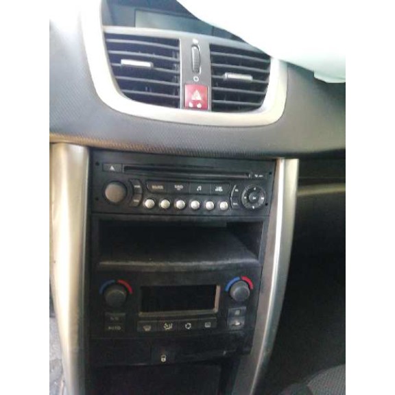 peugeot 207 del año 2007