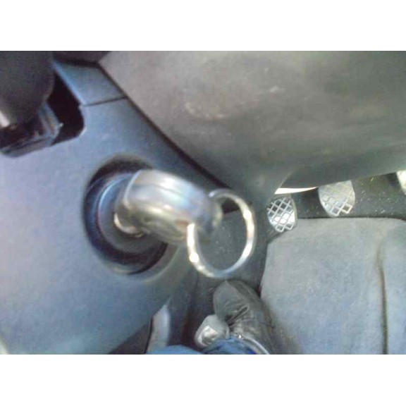 seat ibiza (6l1) del año 2005