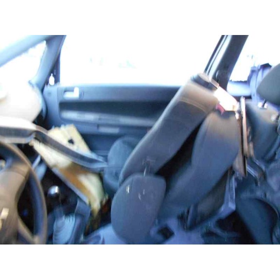 mitsubishi colt berlina 5 (z30a) del año 2006